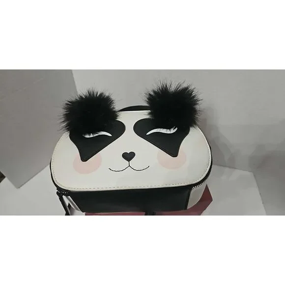 BETSEY JOHNSON Crossbody White XO Beau In White & Black - Picture 2 of 13